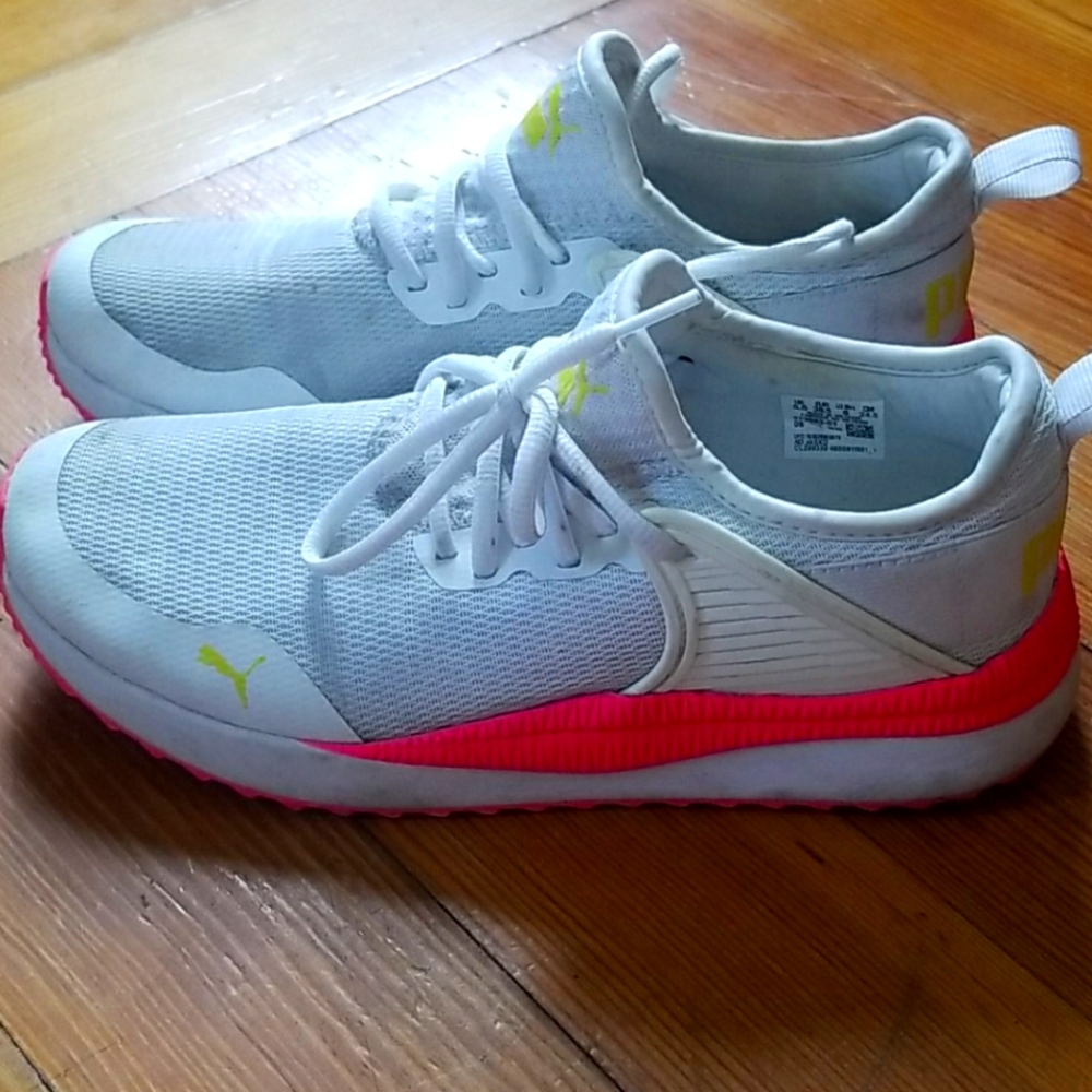 Puma trainers